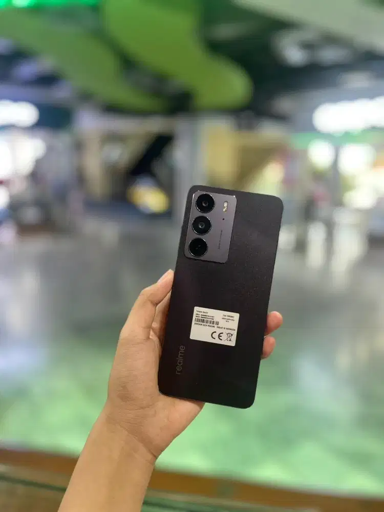 Realme c75 8/128 full set belum pernah service