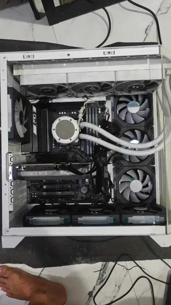 PC gaming Ryzen 9 9950X3D Ram 128Gb DDR5  mobo X870 dll