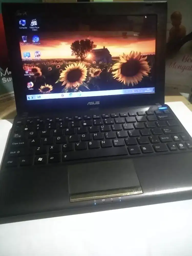 MURAH BUAT NGETIK DAN MUSIKAN