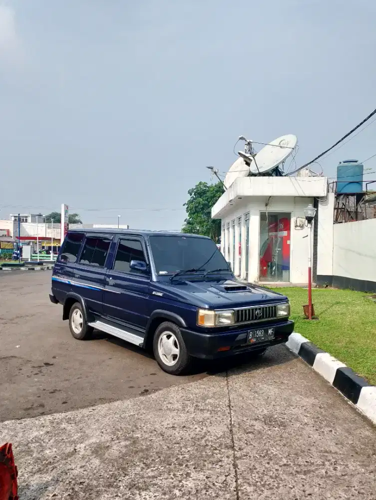 Kijang Grand Extra SGX 1.8cc Biru Metalik