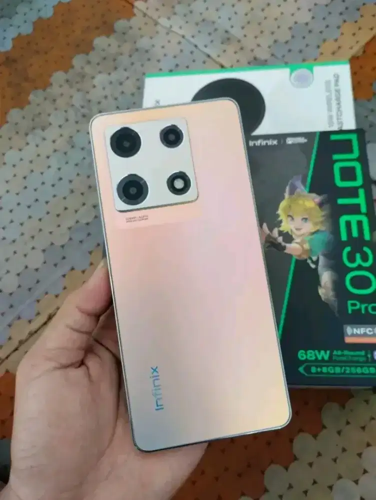 Note 30 pro 8/256 like new