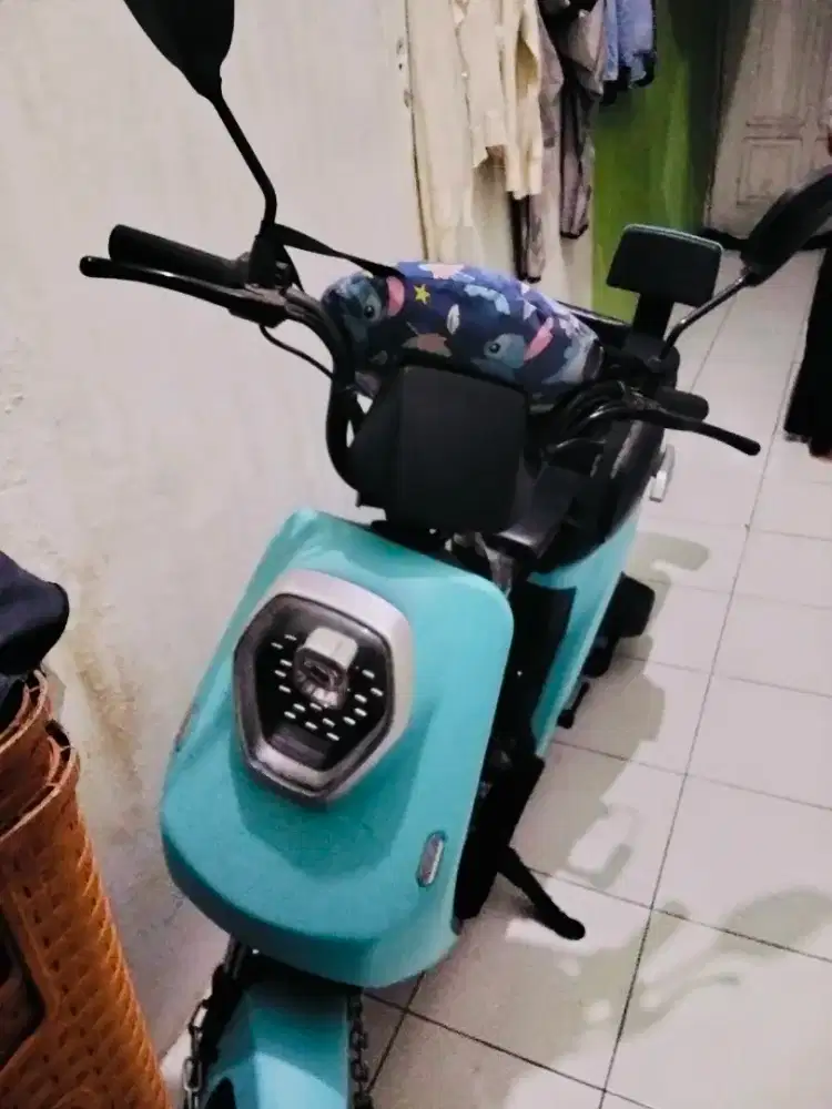 Sepeda Listrik Mulus baru 1 taun jual cepat aza