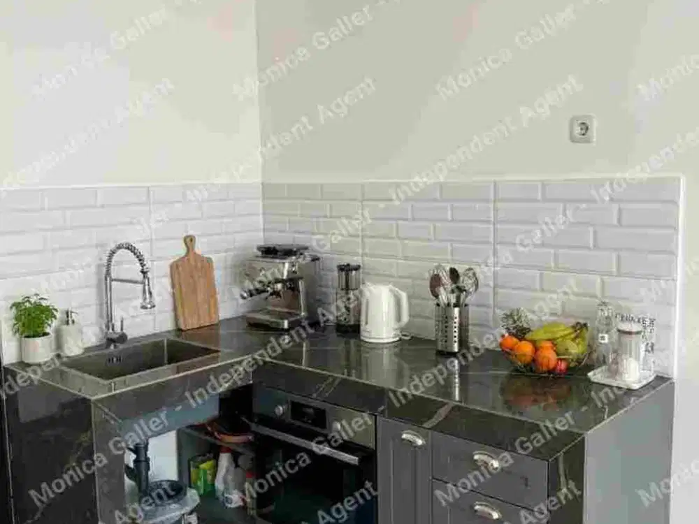 Rumah 6 Kamar di Jakarta Pusat One Gate System