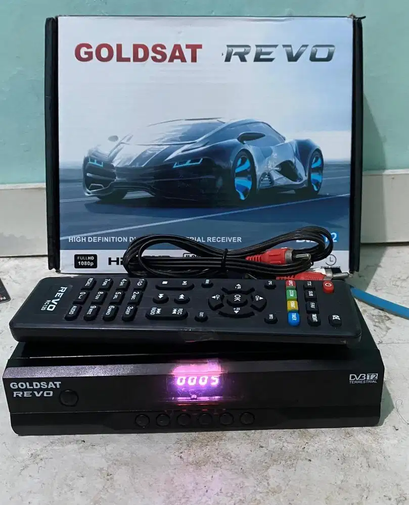 STB Digital TV GoldSat 49 Chanel TV Bagus Dan Normal Sumarecon Bekasi