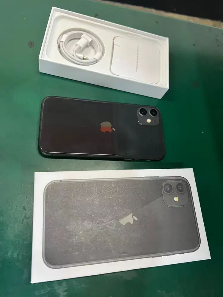 iphone 11 256gb sesuai gambar