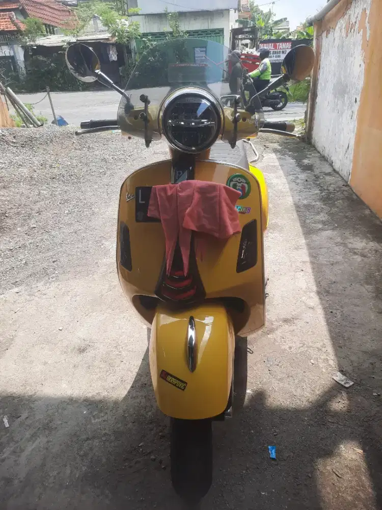 Vespa GTS IGET 150 ABS 2021