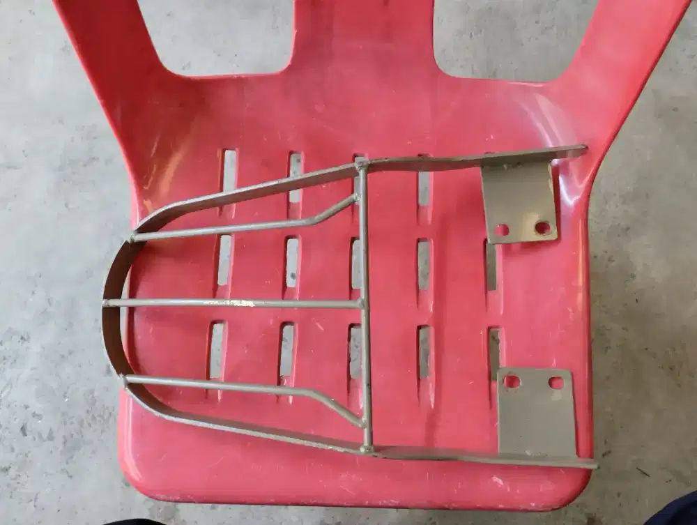 Breket barang Supra 125 / fit