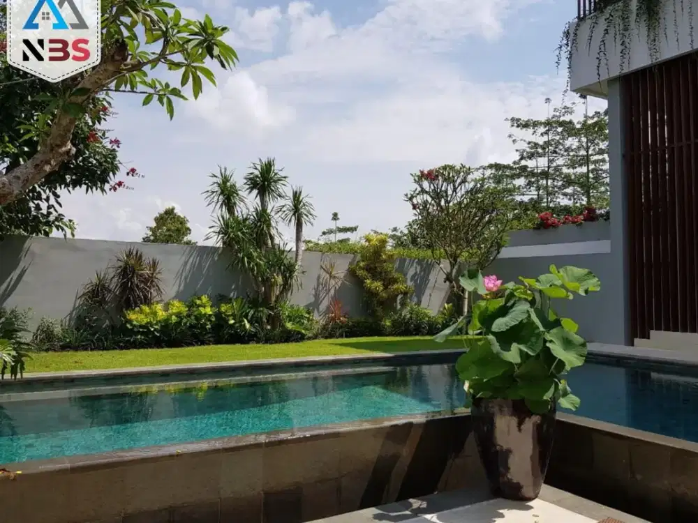 FOR SALE MODERN TROPIS VILLA WITH BEAUTY SWIMMING POOL AT KUTA