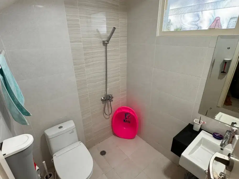 HOUSE FOR SALE: Cluster FLAMINGO The Spring Gading serpong