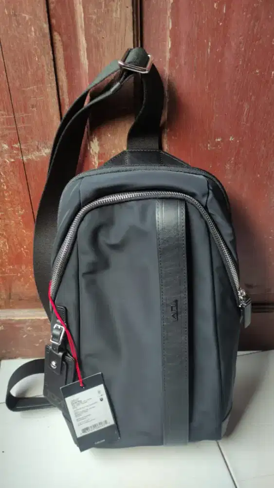 BARU : TUMI Sling Bags Tas Pria