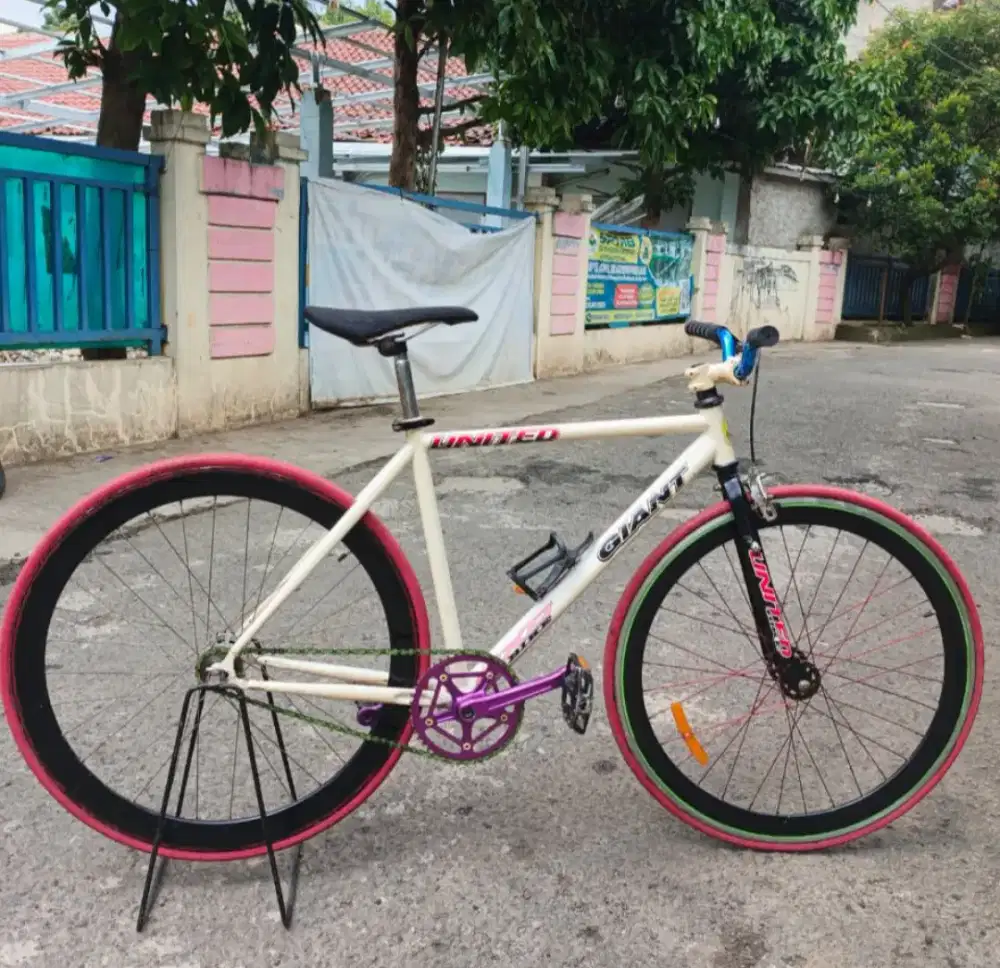 Sepeda fixie soloist02