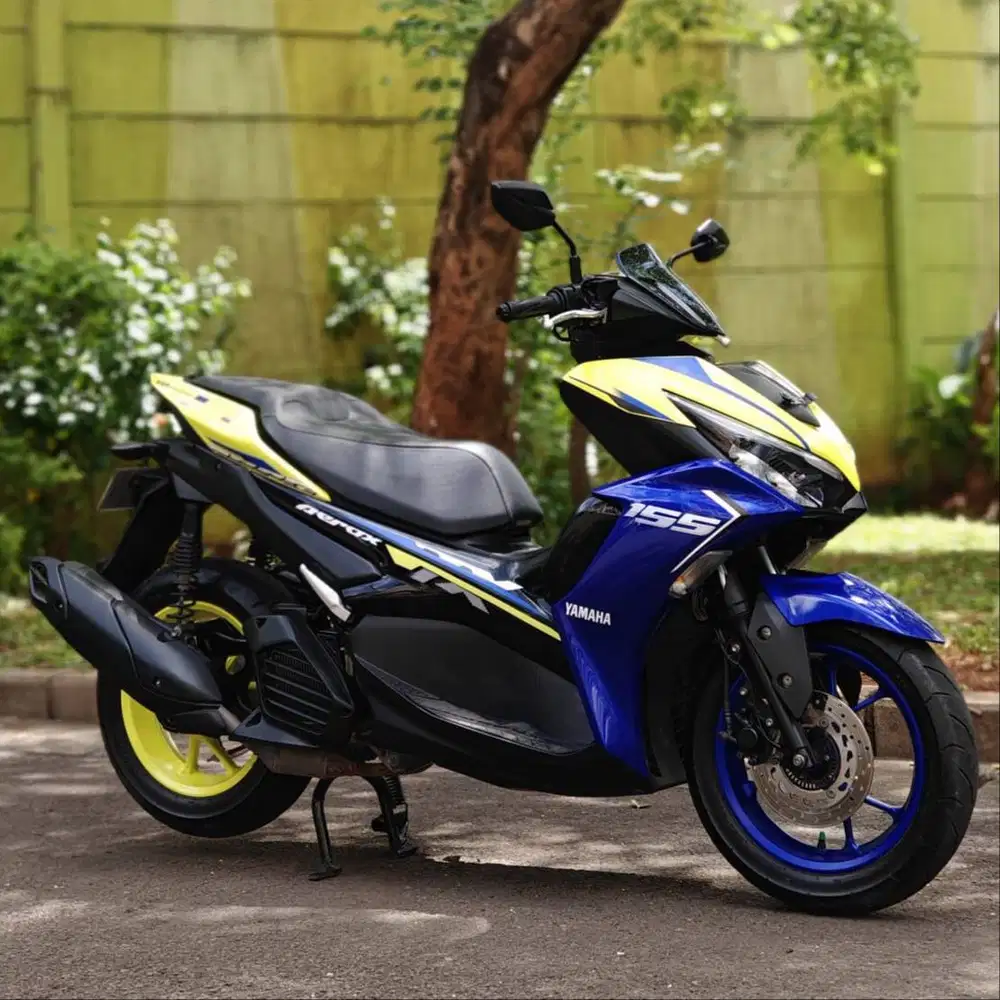 YAMAHA NEW AEROX 155 CONNECTED NON ABS 2023 KUNING KM LOW TAX PANJANG
