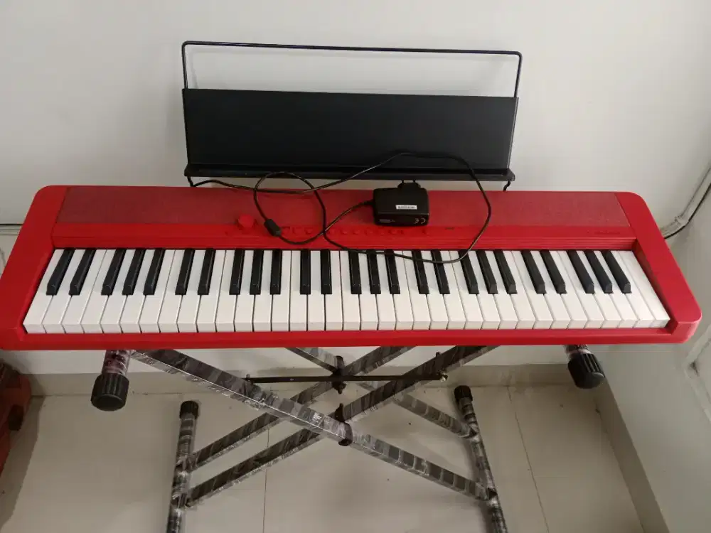 Alat musik keyboard casio CT S1RD