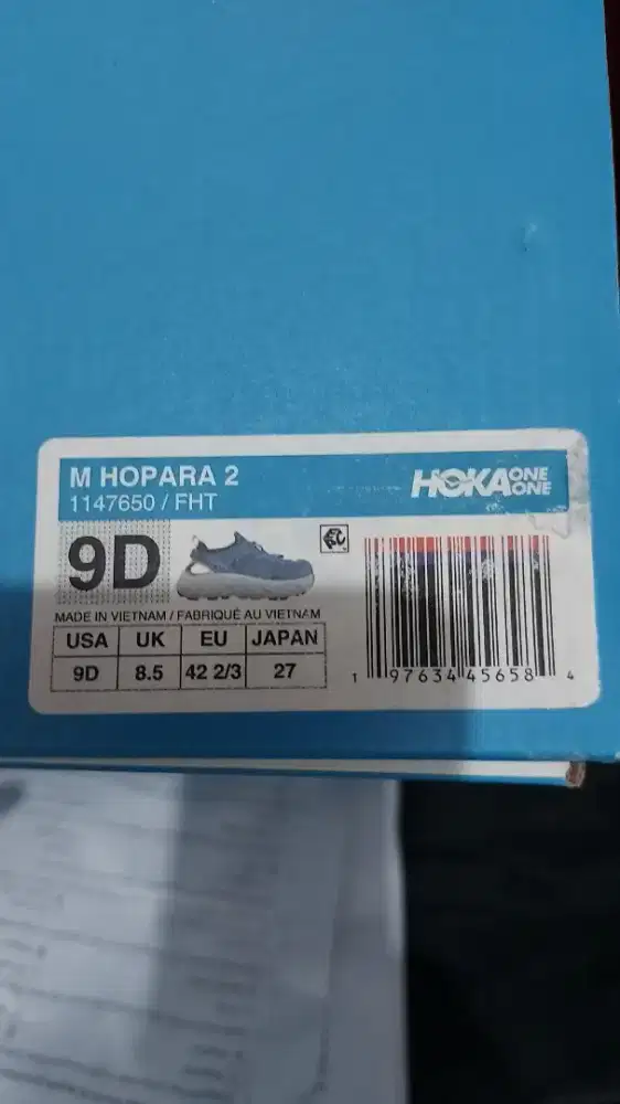 Sepatu Merk HOKA