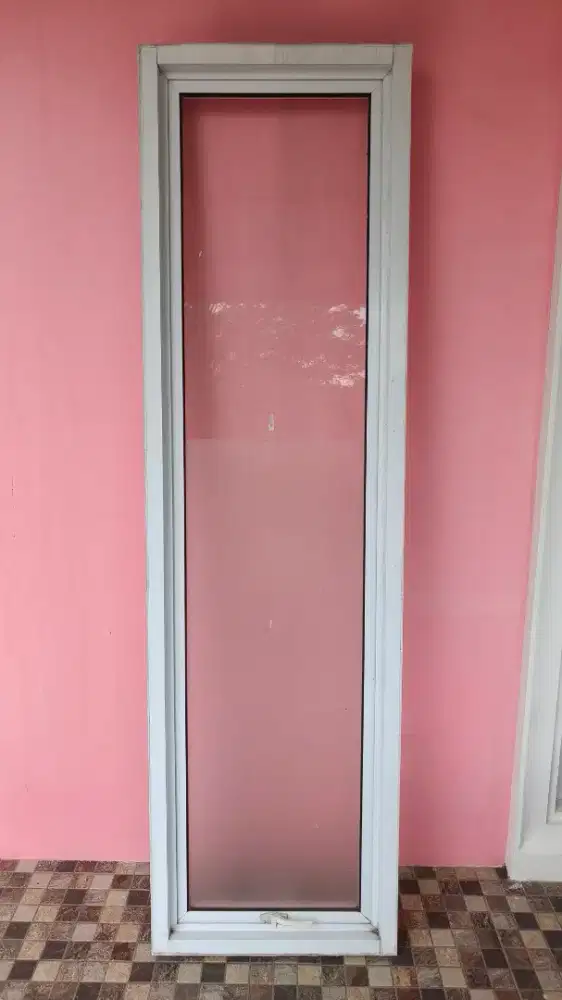 Jendela kaca kusen alumunium