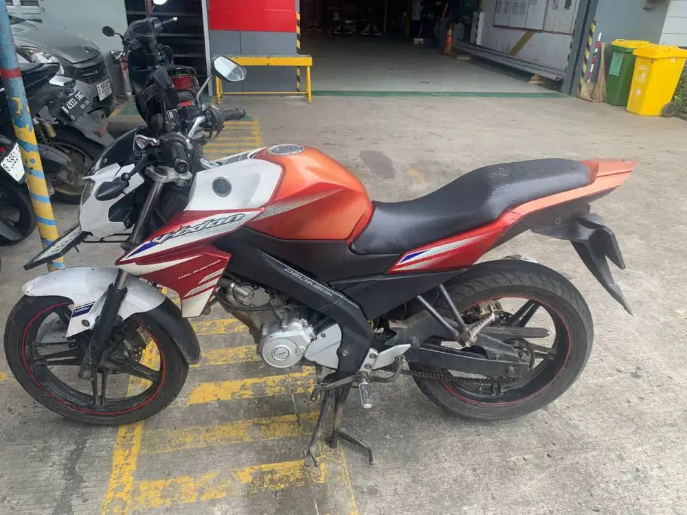 Jual Vixion Tahun 2014 Komplit
