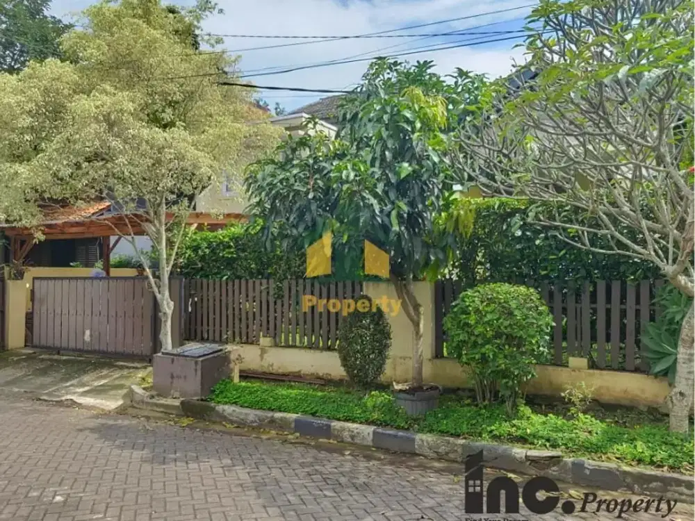 DIJUAL RUMAH TERAWAT LINGKUNGAN ASRI DI SETIABUDHI BANDUNG