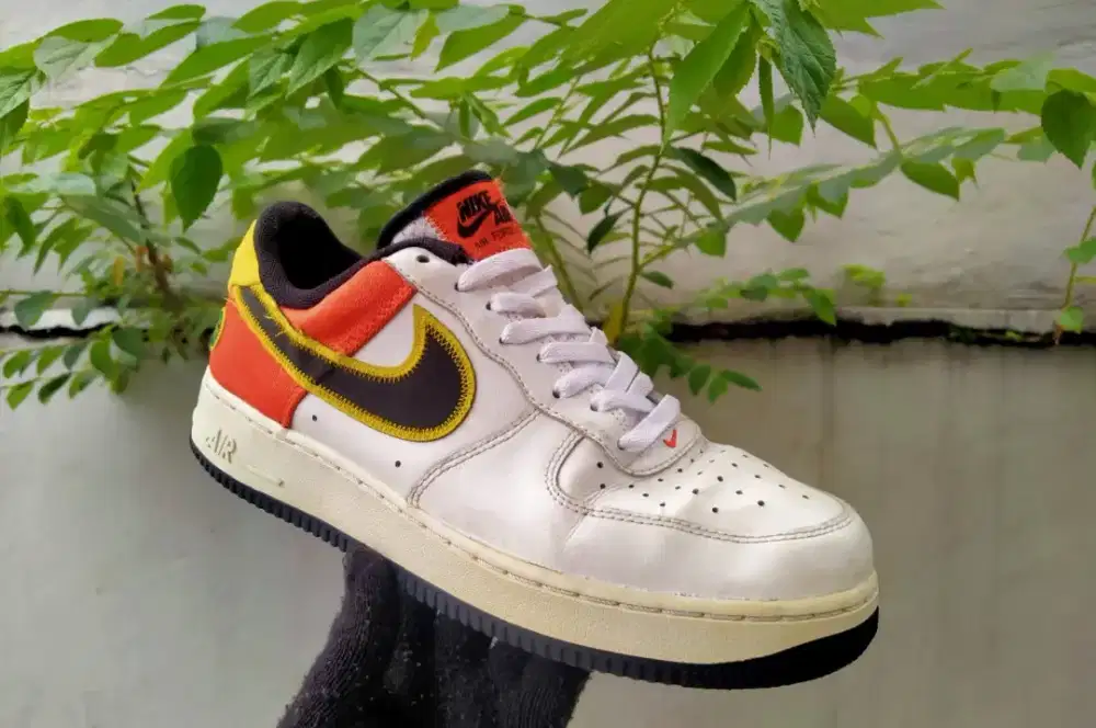 Sepatu Nike AF1 Rayguns