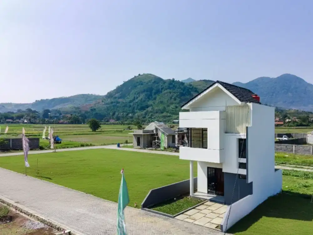 Rumah 2 Lantai Harga 1 Lantai! Lokasi Premium Samping Exit Tol GETACI