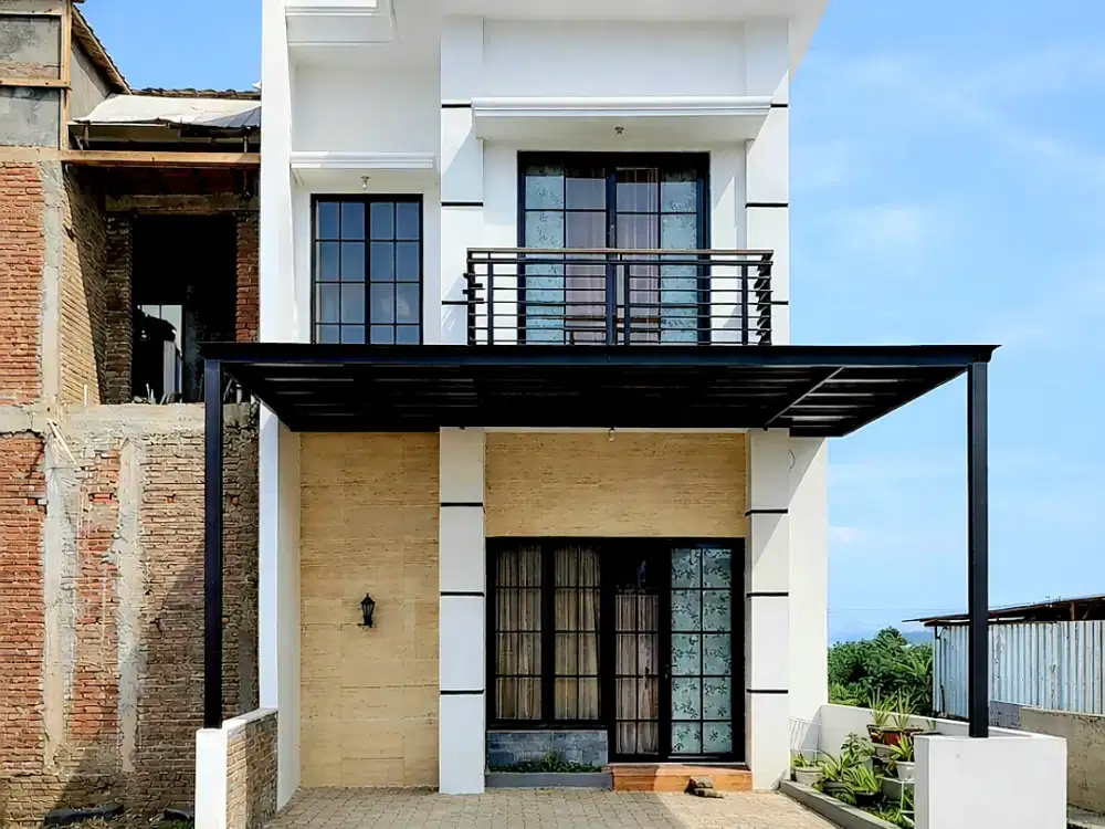 rumah 2 lantai modern karangploso malang