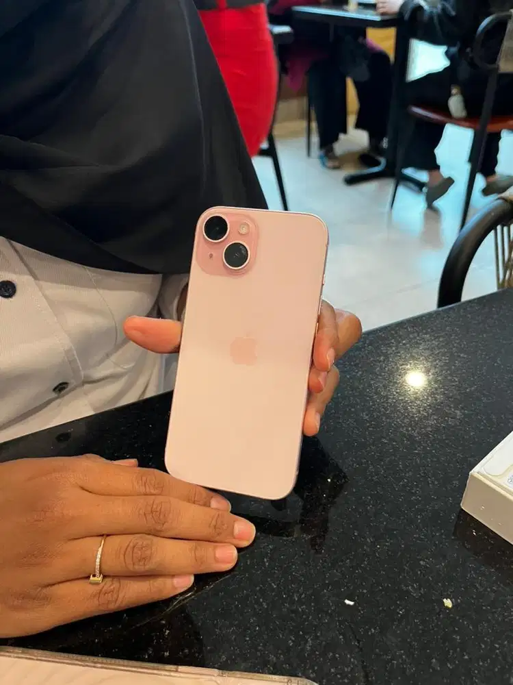 Iphone 15 pink 128 GB