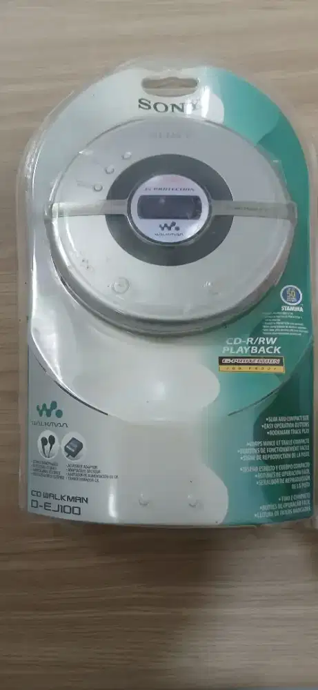 Pemutar CD Discman Sony