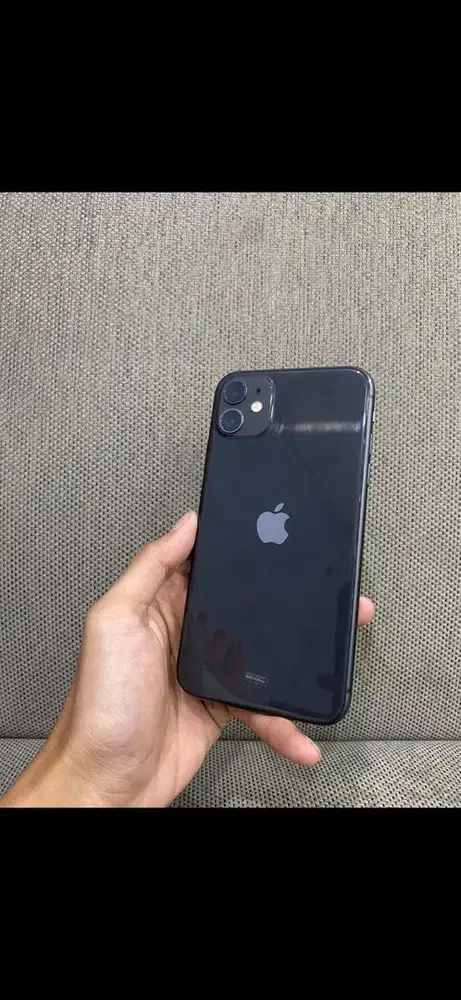 Apple iPhone 11 64Gb Black Resmi
