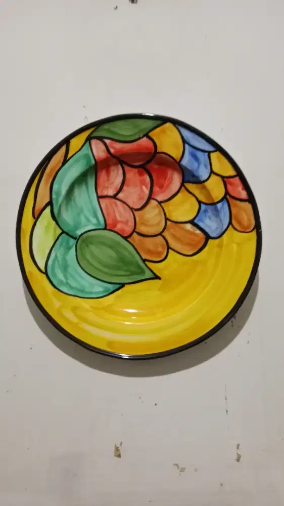 Piring Keramik Pajangan