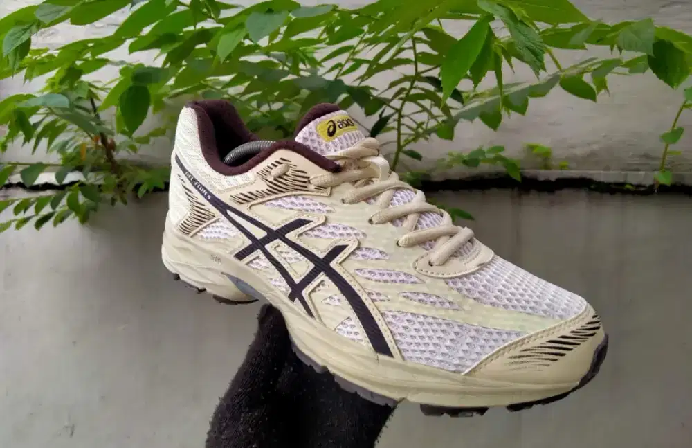 Sepatu Running Asics Gel Flux