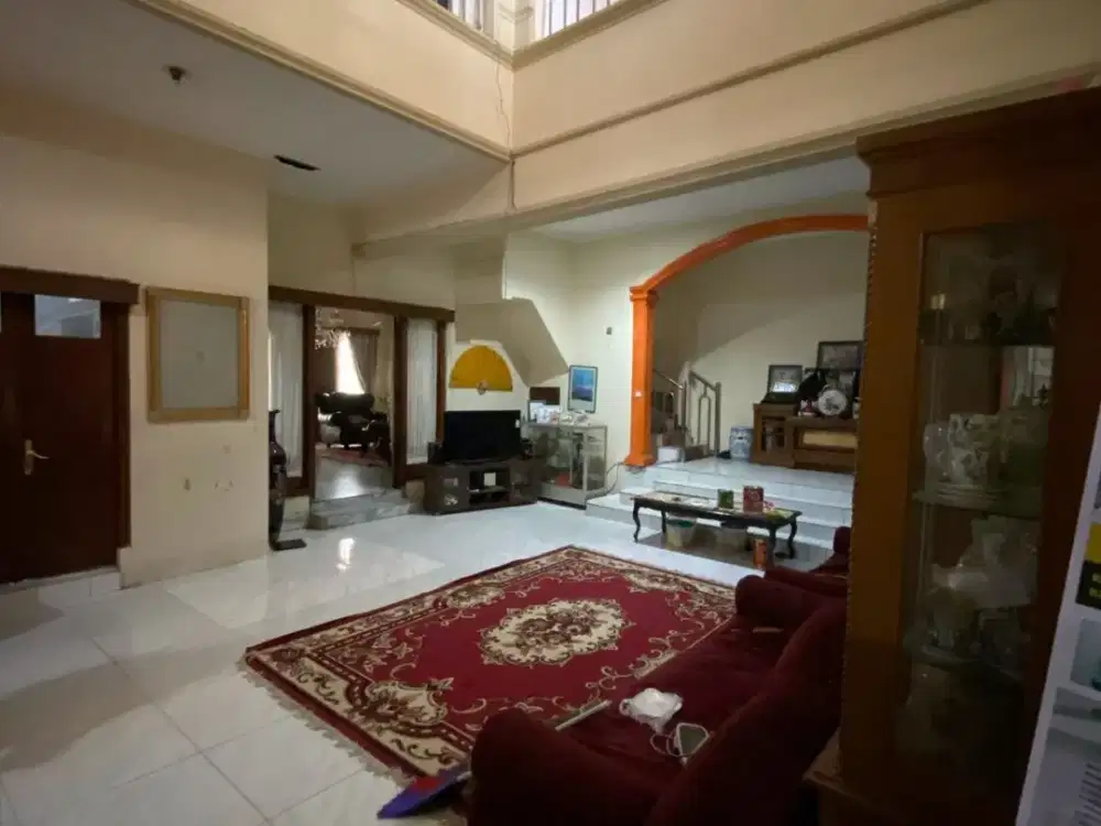 Dijual Rumah Bahan Hitung Tanah di Radio Dalam, Jakarta Selatan