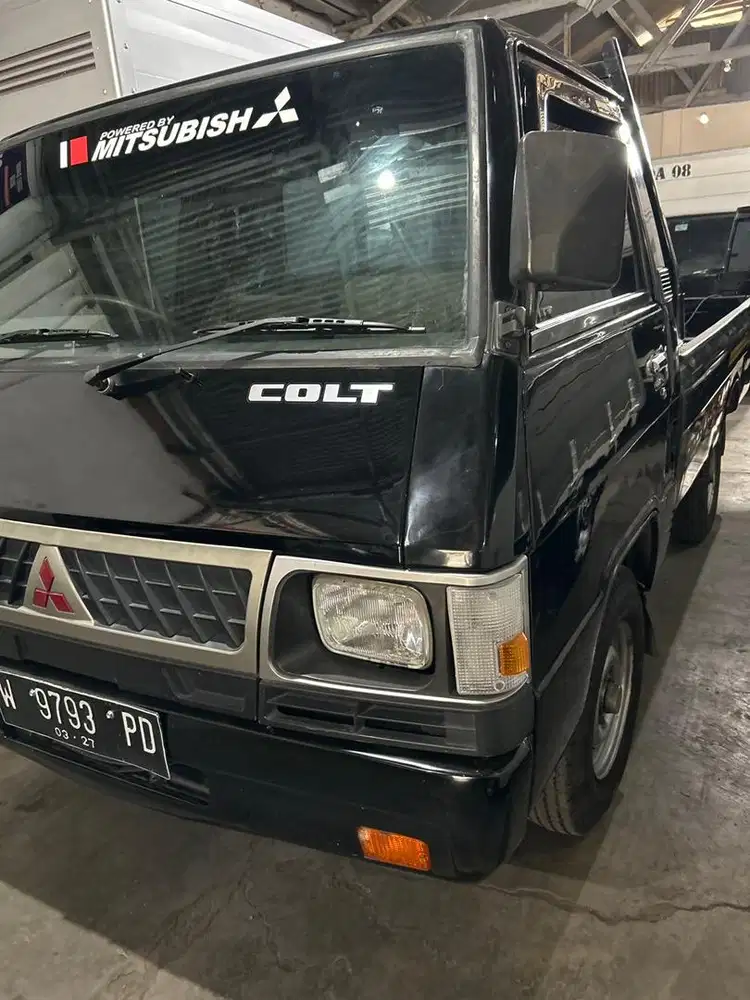 Mitsubishi L300 Pu th 2022