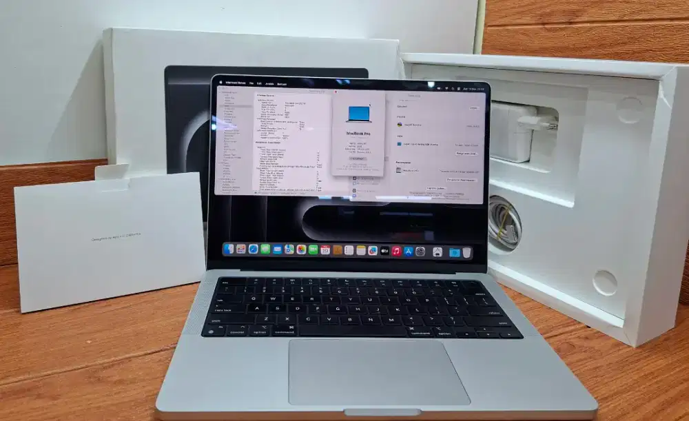 MacBook Pro M3 14inc 8/1TB Silver Ibox