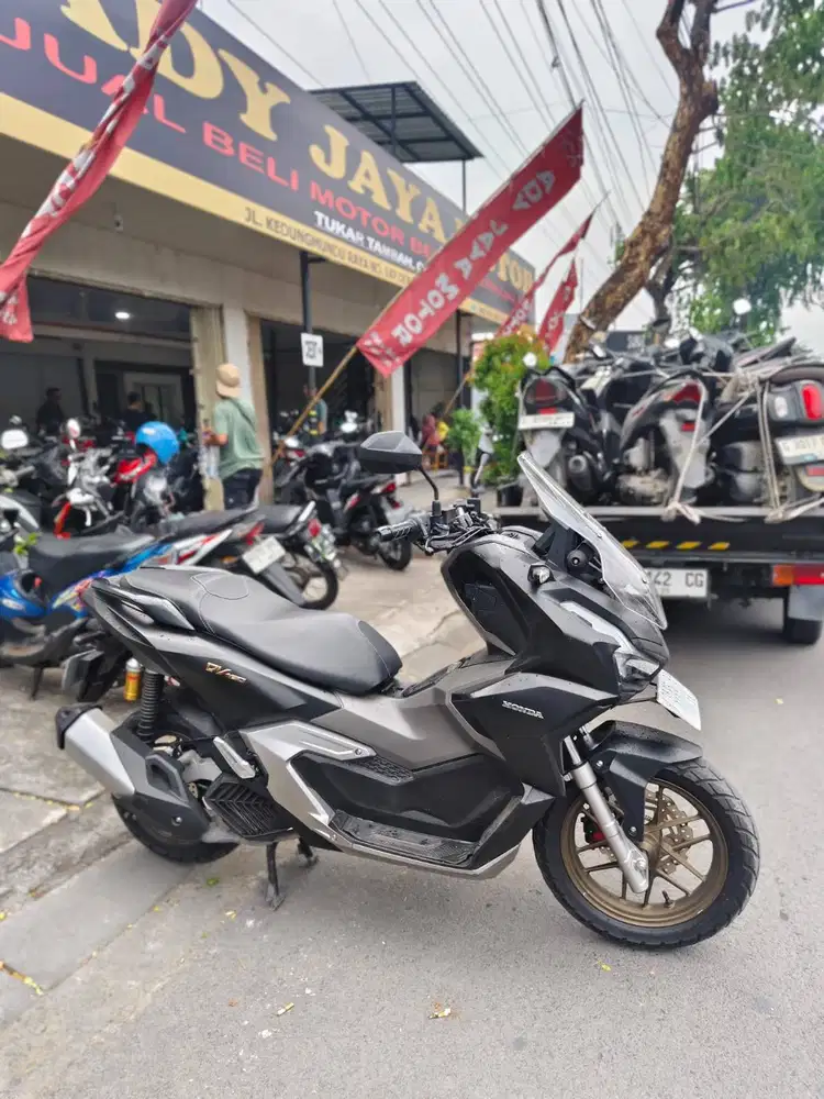 Honda ADV 160 ABS Tahun 2023