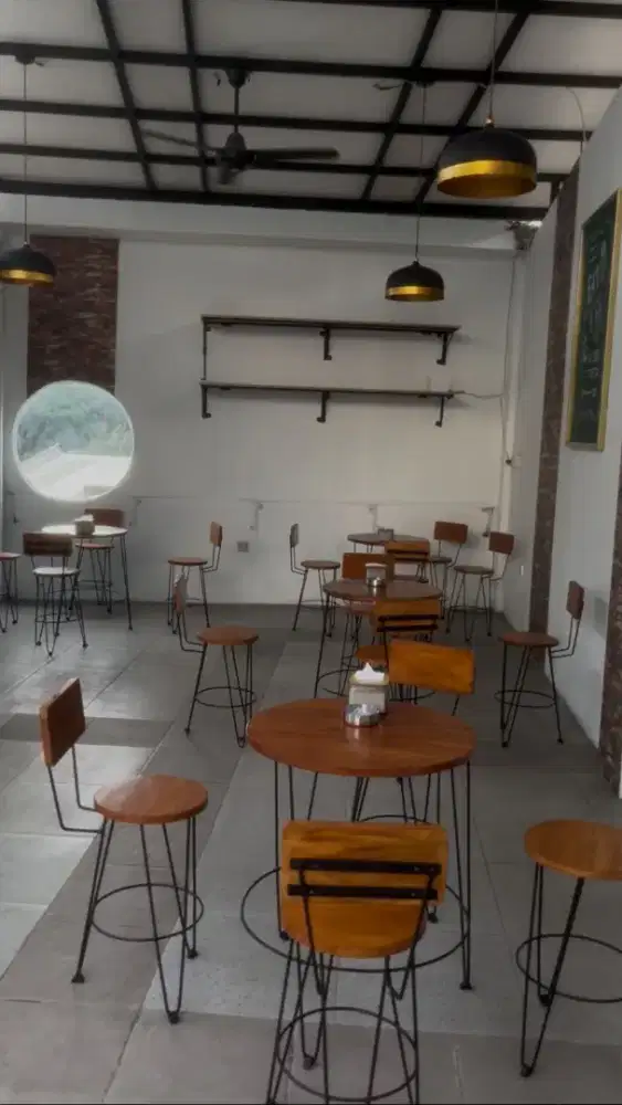 Jual cepat dan murah 6set meja cafe