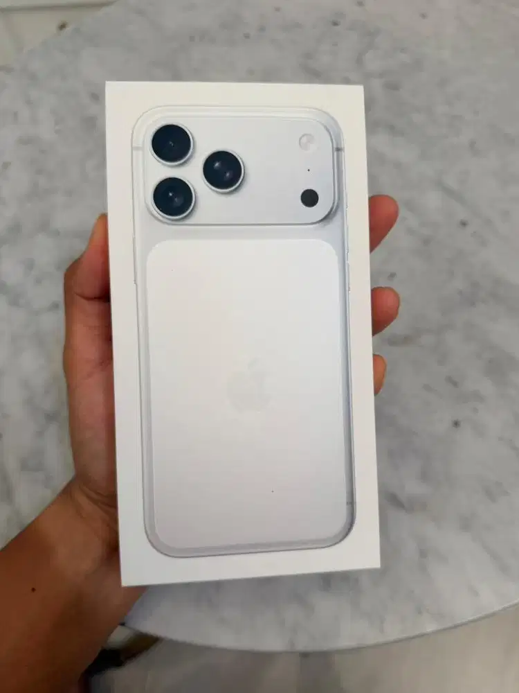 Iphone 17 Pro 512 GB Ibox Warna Silver