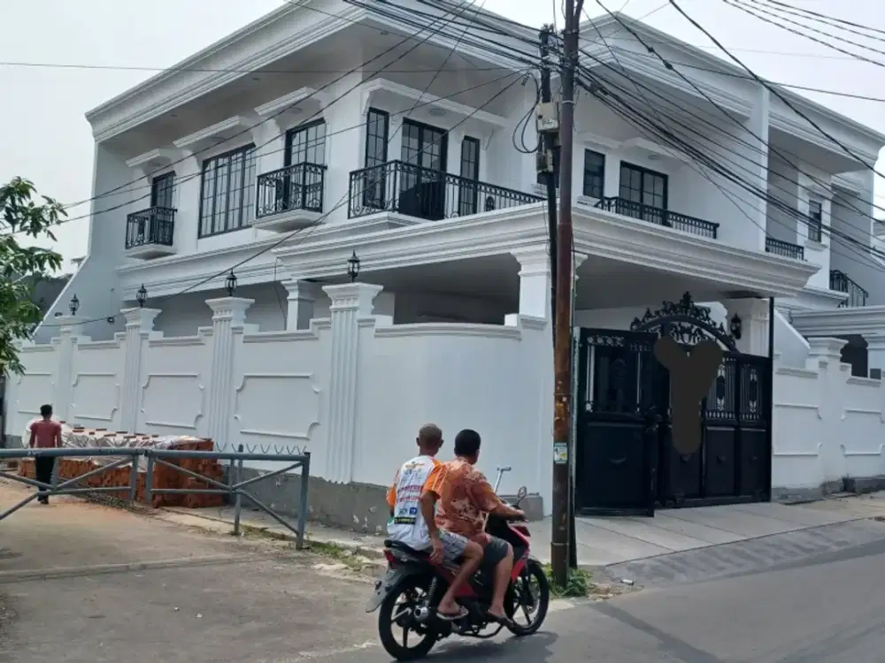 dijual rumah mewah di Joglo JakBar