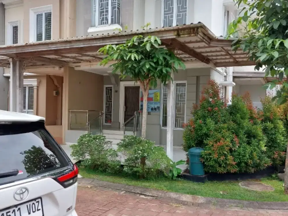 dijual rumah  di gading serpong