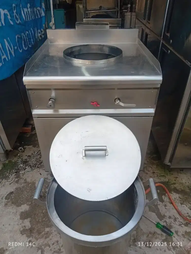 Kompor dandang plus dandang
Ukuran 70×75×90
Harga. 4.300.000