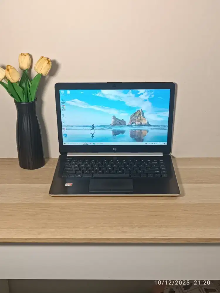 LAPTOP HP 14 AMD A9 RAM 8 SSD 128+HDD 1 TB