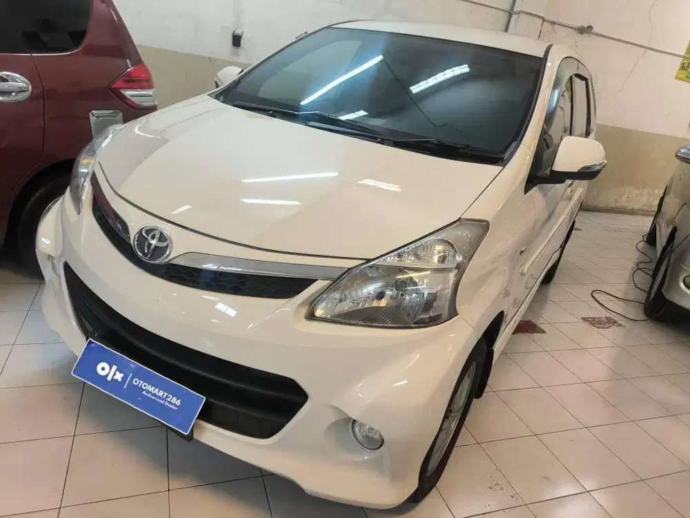 TOYOTA 2013 AVANZA VELOZ 1.5 A/T PUTIH OTOMART 286 KENJERAN