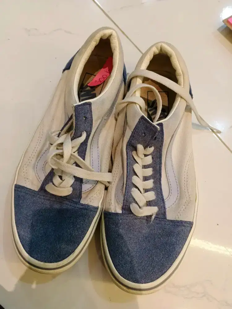 Sepatu Vans cowok