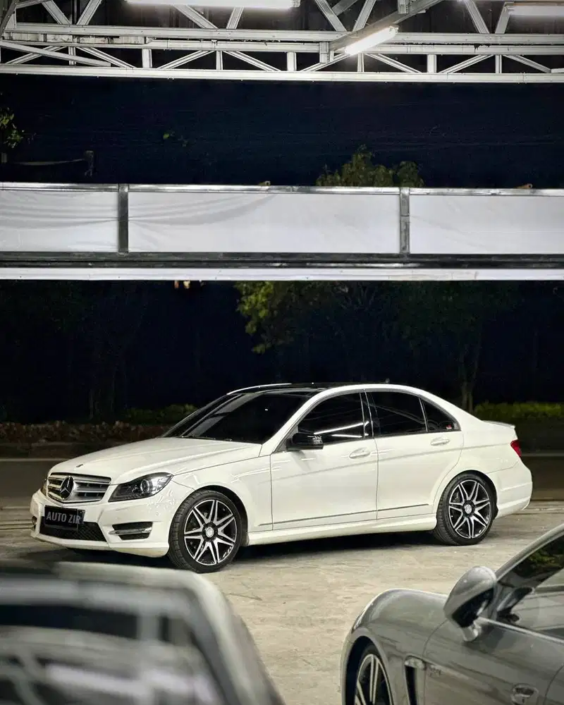 Mercedes Benz C250 AMG Avantgarde Putih 2013 Tdp Murmer Ori Menarik Bu