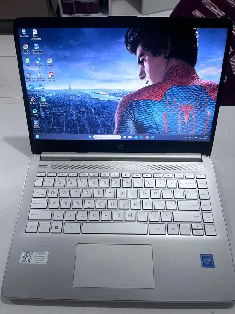 Laptop HP 14S-DQ0508TU 4GB/256GB