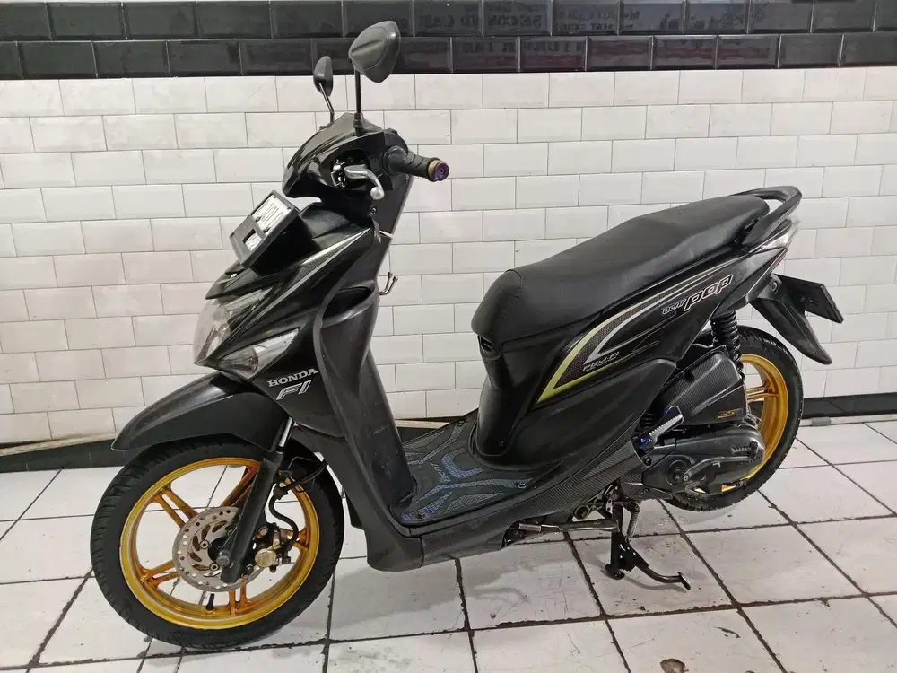 Honda beat pop tahun 2015 lengkap bagus