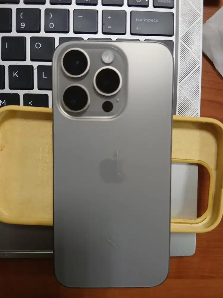 iPhone 15 Pro 128GB Mulus | Fullset | iOS 26 | Siap Pakai