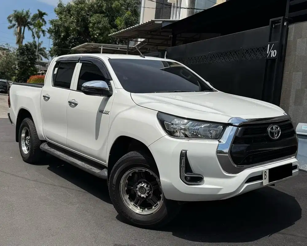 TOYOTA HILUX 2023 G 4X4 DOUBLE CABIN MT MANUAL HARGA CASH