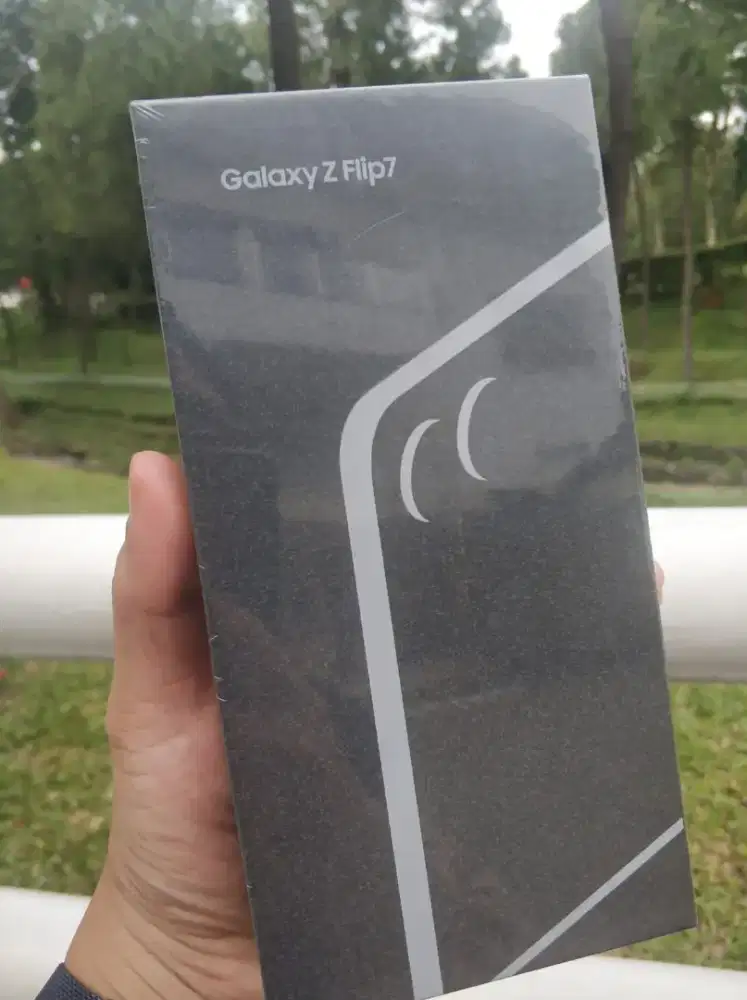 Samsung z flip 7 256gb