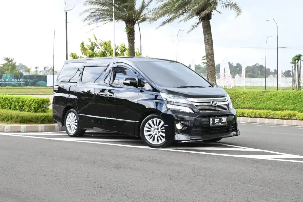 Vellfire ZG 2.4 at Premium Sound 2014 Black