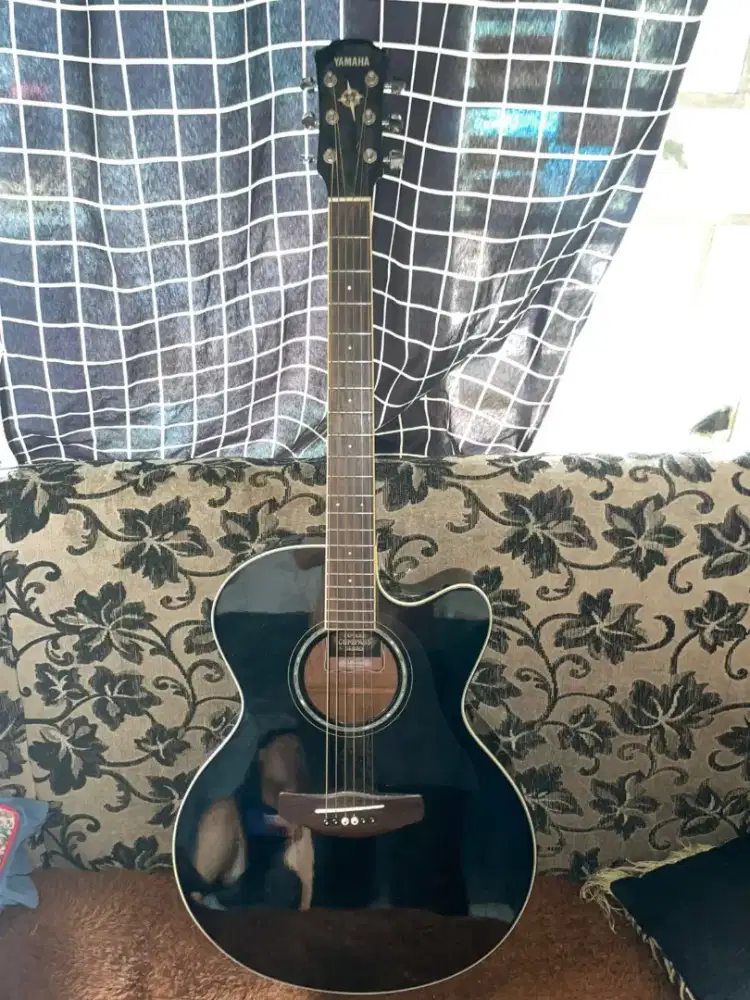 Gitar yamaha copass series (CPX600)