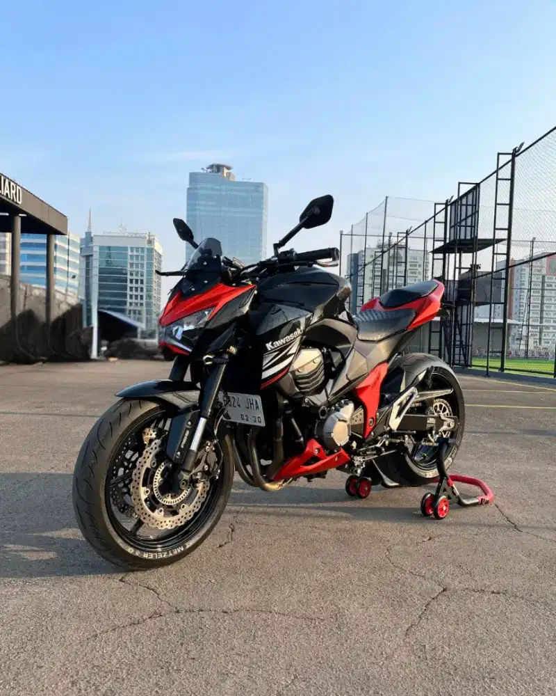 Kawasaki Z 800 antik km 10rb TH : 2014